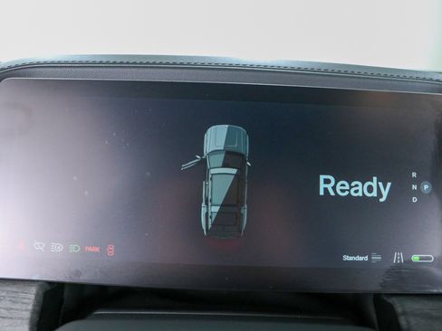 Used 2024 Rivian R1S Adventure AWD/4WD image 14