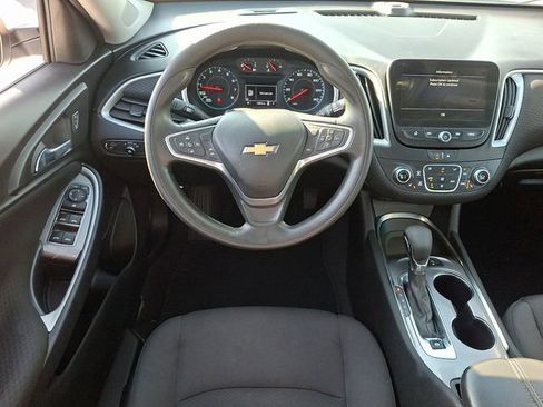 Used 2023 Chevrolet Malibu LT w/ Driver Confidence Package FWD image 11