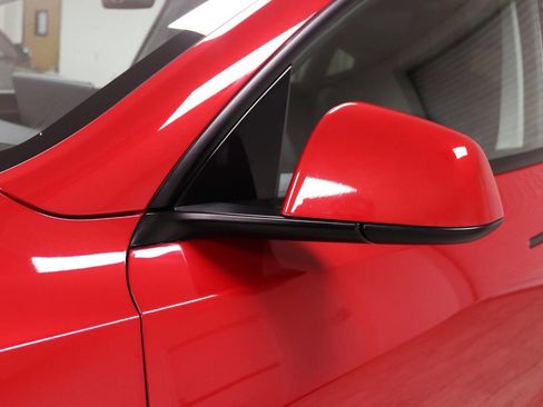 Used 2023 Tesla Model Y Performance image 92