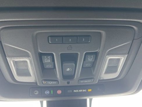 Used 2022 GMC Sierra 2500 Denali image 21