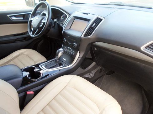 Used 2015 Ford Edge SEL w/ Equipment Group 201A image 22