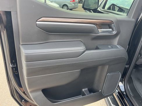 Used 2024 Chevrolet Silverado 1500 LT Trail Boss w/ LT Trail Boss Premium Package image 14