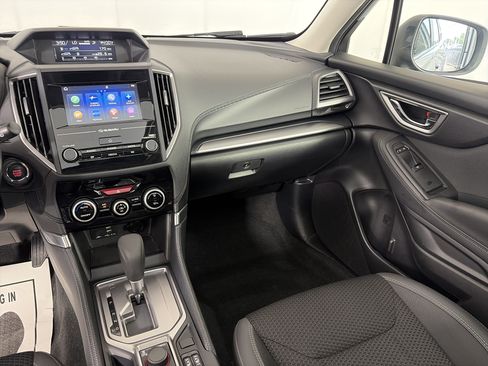 Used 2024 Subaru Forester Premium AWD/4WD image 4