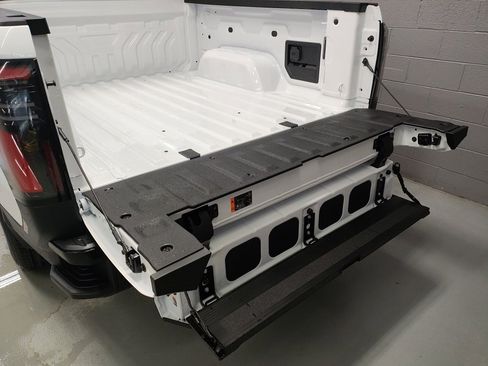 New 2026 GMC Sierra EV Elevation image 23