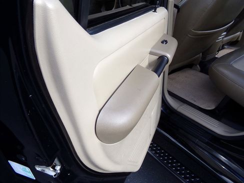 Used 2004 Ford Explorer Sport Trac XLT image 67