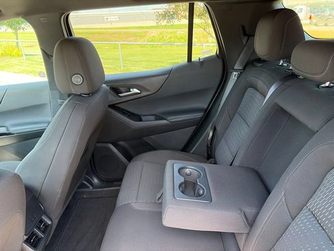 Used 2026 Chevrolet Equinox LT FWD image 43