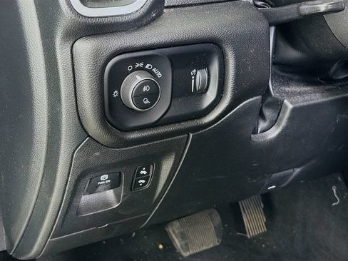 Used 2022 RAM 1500 Big Horn AWD/4WD image 13