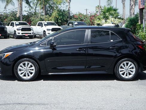 Used 2023 Toyota Corolla SE FWD image 5
