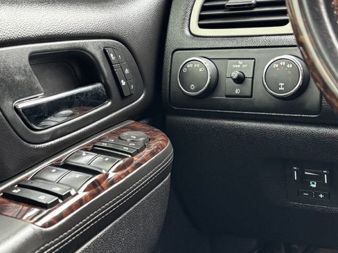 Used 2011 GMC Sierra 2500 Denali w/ Snow Plow Prep Package image 21