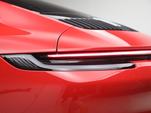 Used 2022 Porsche 911 Carrera 4 GTS AWD/4WD image 23