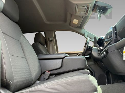 Used 2023 Chevrolet Silverado 1500 LT AWD/4WD image 10