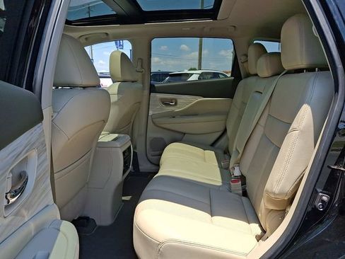 Used 2016 Nissan Murano SL w/ SL Technology Package FWD image 10