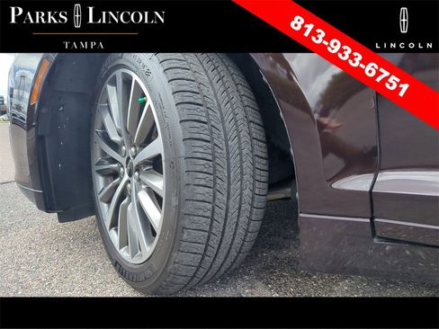 Used 2020 Lincoln MKZ w/ Convenience Package image 34
