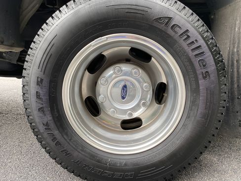 Used 2018 Ford F350 Lariat w/ Lariat Ultimate Package AWD/4WD image 17
