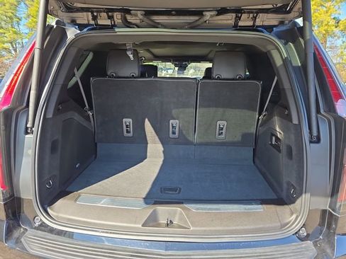 Used 2021 Cadillac Escalade Sport image 12