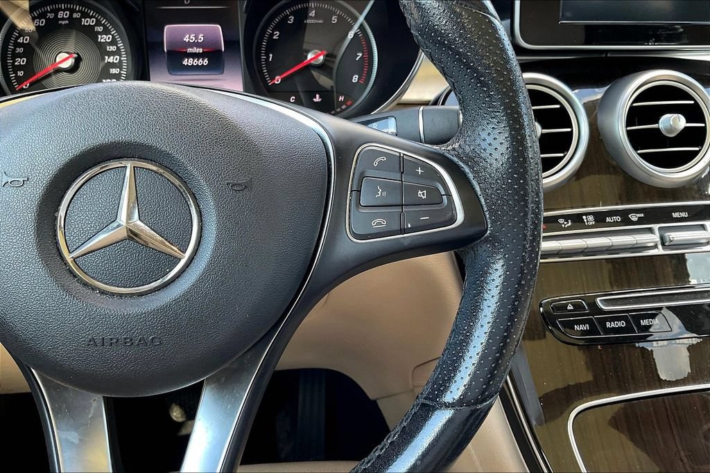 Used 2019 Mercedes-Benz GLC 300 w/ Premium Package image 10
