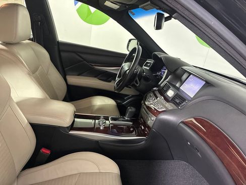 Used 2015 INFINITI Q70 3.7 w/ Sport Package AWD/4WD image 30