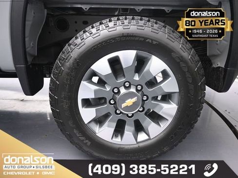Used 2025 Chevrolet Silverado 2500 Custom w/ Custom Value Package AWD/4WD image 13
