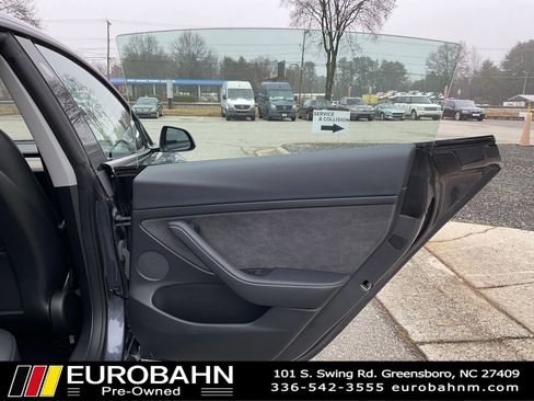 Used 2023 Tesla Model 3 Performance AWD/4WD image 17