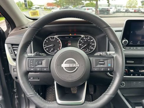 Certified 2023 Nissan Rogue SV w/ SV Premium B Package AWD/4WD image 22