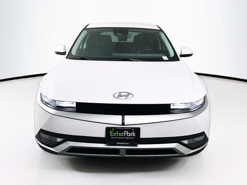 Used 2024 Hyundai Ioniq 5 SEL RWD image 2