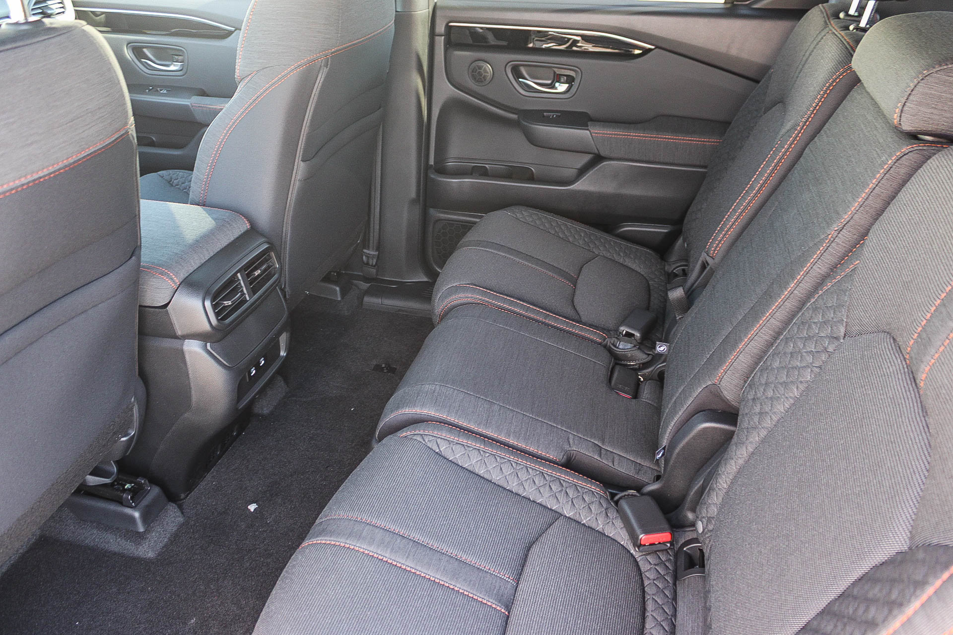 New 2026 Honda Pilot Sport image 20