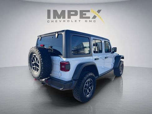 Used 2025 Jeep Wrangler Unlimited Rubicon AWD/4WD image 6