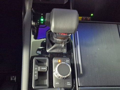 New 2026 Toyota Tundra Platinum AWD/4WD image 17
