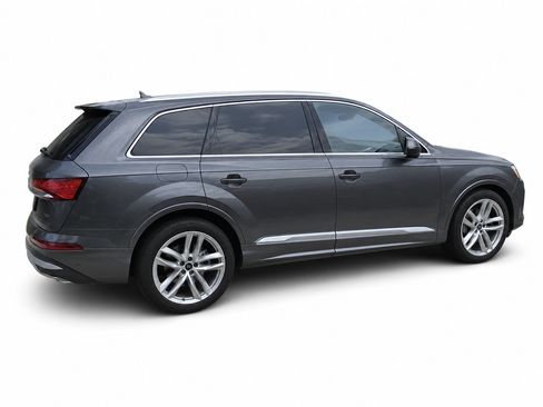 Used 2025 Audi Q7 3.0T Premium Plus w/ Premium Plus Package AWD/4WD image 2