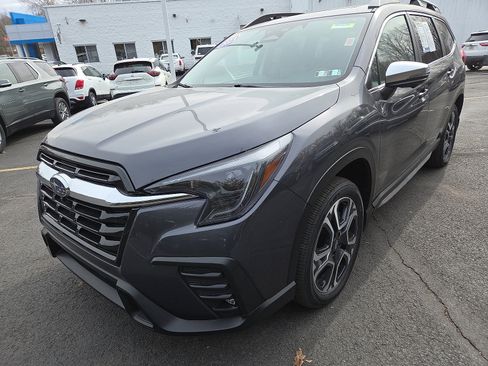 Used 2023 Subaru Ascent Limited w/ Technology Package image 7