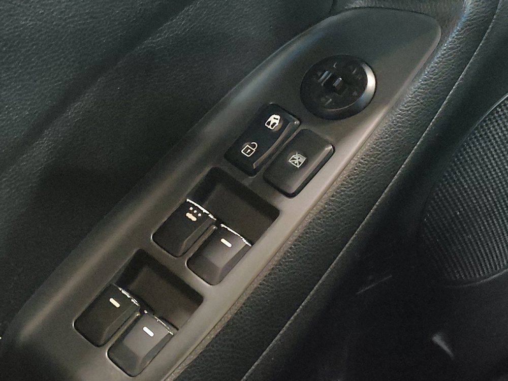 Used 2017 Kia Forte LX FWD image 27