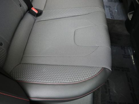 Certified 2025 Hyundai Elantra N Line image 16