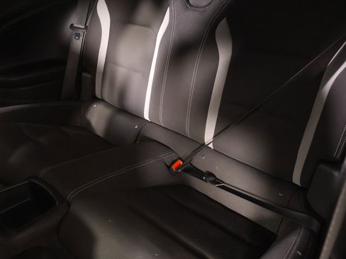 Used 2020 Chevrolet Camaro LT image 11