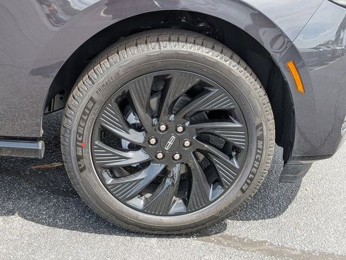 New 2026 Lincoln Navigator Reserve w/ Jet Appearance Package image 11