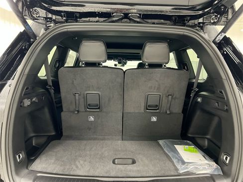 New 2025 Jeep Grand Cherokee L Altitude image 22