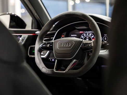 Used 2025 Audi RS 6 performance w/ Black Optic Package image 31