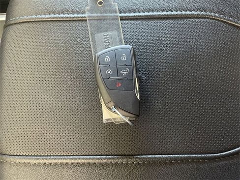 Certified 2025 Chevrolet Silverado 2500 LTZ w/ LTZ Premium Package image 34