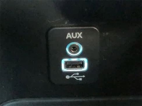 Used 2019 Dodge Journey SE w/ Blacktop Package image 31