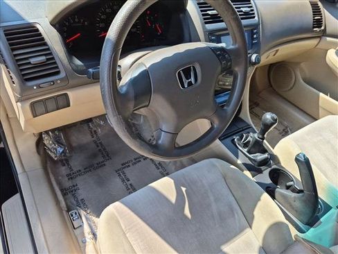 Used 2004 Honda Accord LX image 10