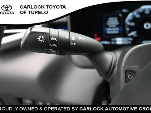 Used 2024 Toyota Tundra Platinum AWD/4WD image 22
