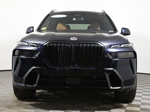 Certified 2023 BMW X7 xDrive40i w/ Executive Package image 10