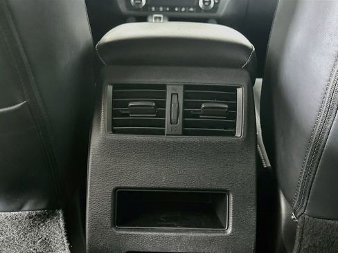 Used 2024 Mitsubishi Outlander SE FWD image 28