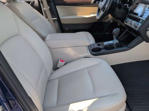 Used 2016 Subaru Outback 2.5i Limited AWD/4WD image 21