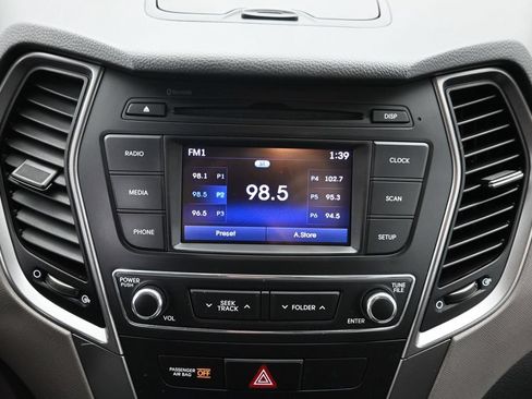 Used 2018 Hyundai Santa Fe Sport FWD image 13