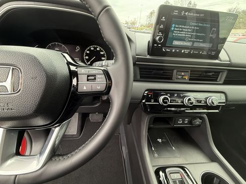 New 2025 Honda Pilot EX-L image 17