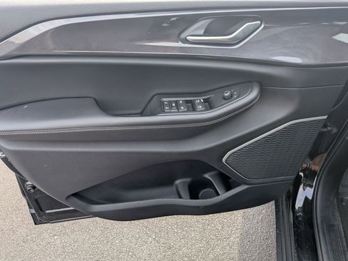 Certified 2021 Jeep Grand Cherokee L Laredo w/ Luxury Tech Group I image 10