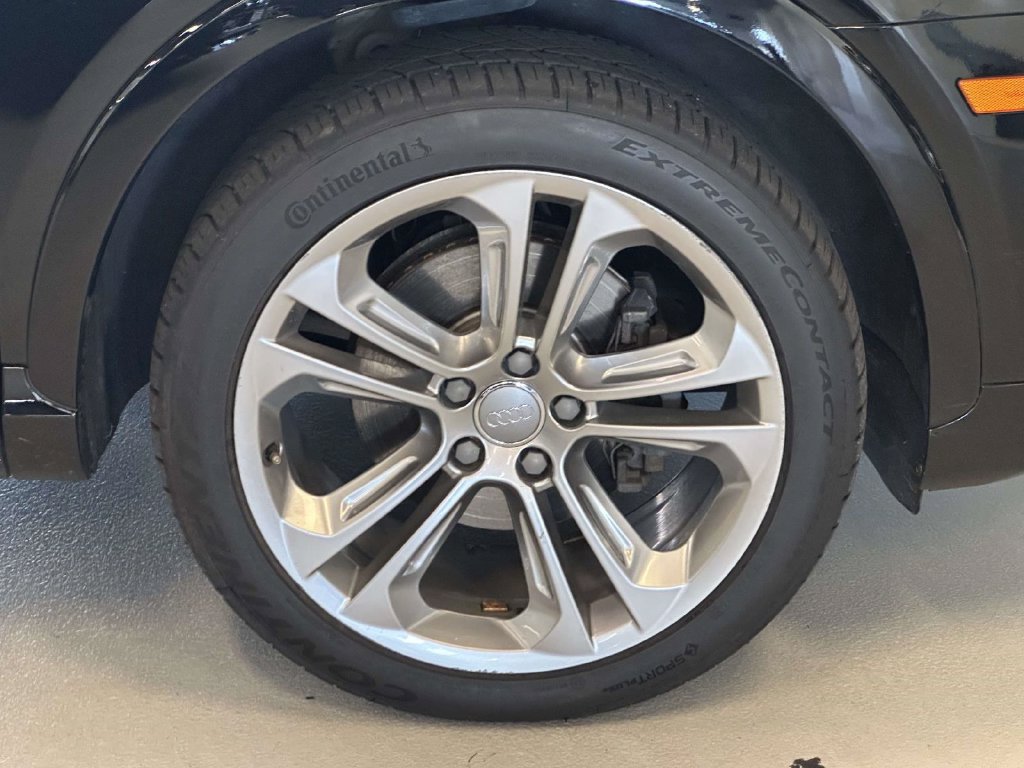 Used 2017 Audi Q3 2.0T Premium Plus w/ Premium Plus Package AWD/4WD image 9