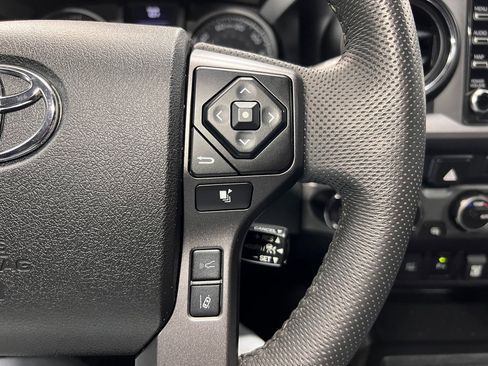 Used 2022 Toyota Tacoma TRD Pro image 19
