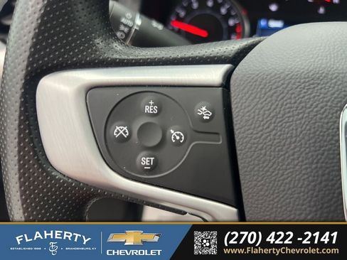 Used 2023 GMC Acadia SLE w/ Driver Convenience Package image 25