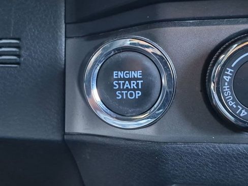 Used 2022 Toyota Tacoma TRD Sport w/ Technology Package AWD/4WD image 24